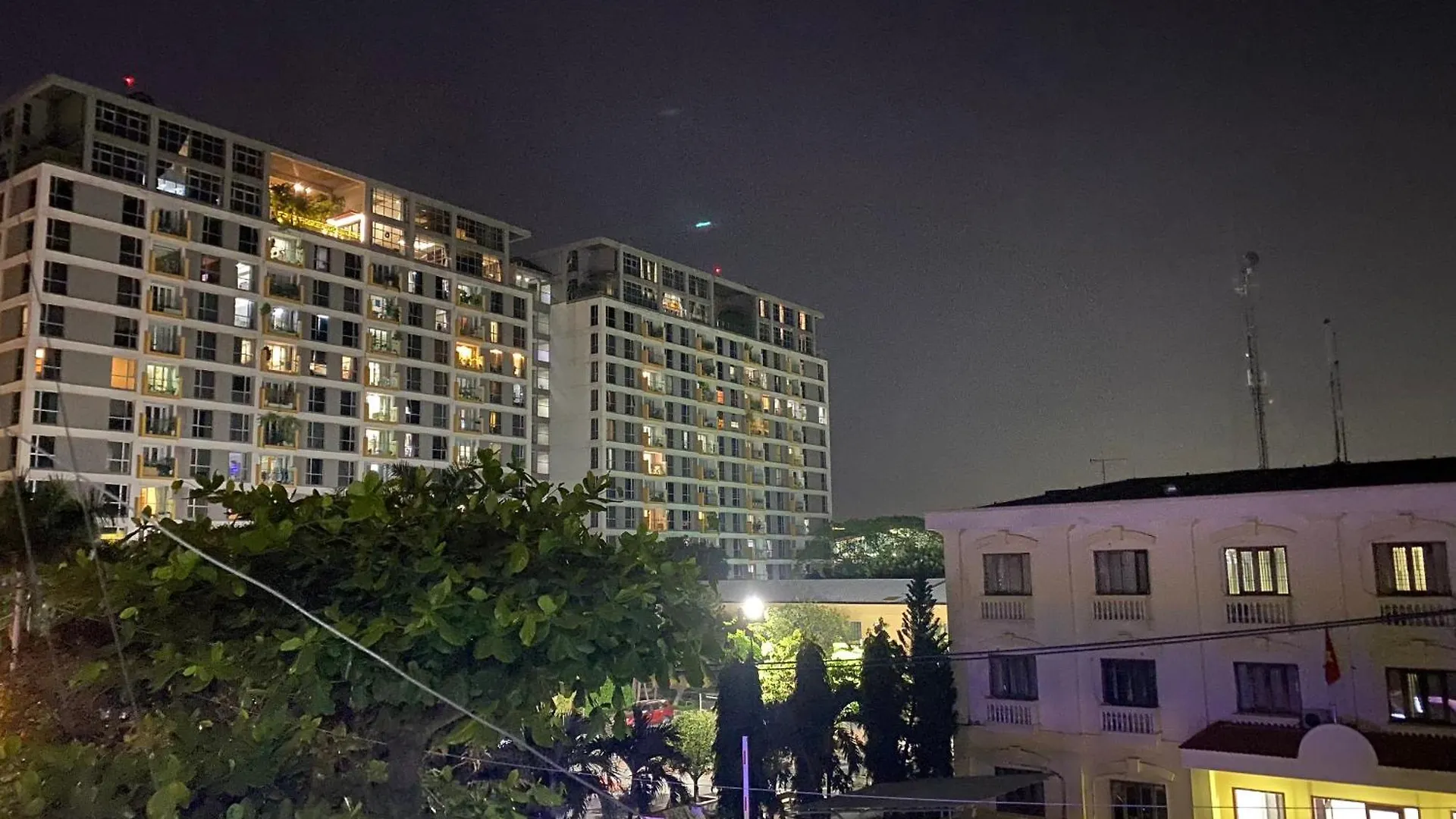Apartment Ferienwohnung Start House Dorm Walk 5 Minutes To The Airport Ho-Chi-Minh-Stadt