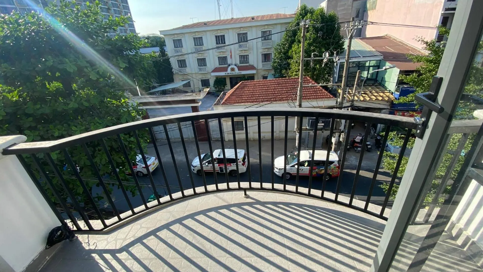 Ferienwohnung Start House Dorm Walk 5 Minutes To The Airport Ho-Chi-Minh-Stadt